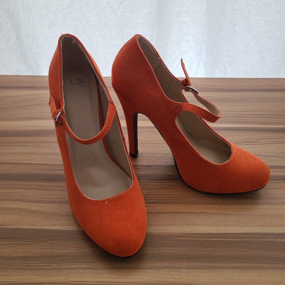Women's Ankle Strap Close Toe High Stiletto Platform Heel Pumps